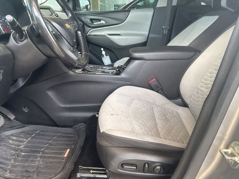 Used 2019 Chevrolet Equinox LT FWD image 7