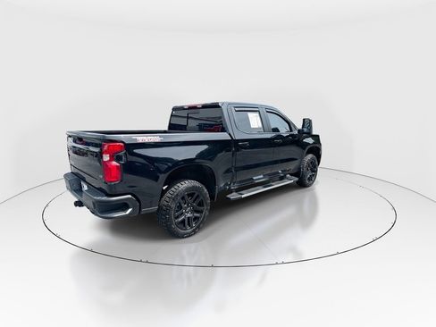 Used 2025 Chevrolet Silverado 1500 LT Trail Boss w/ Convenience Package II AWD/4WD image 8