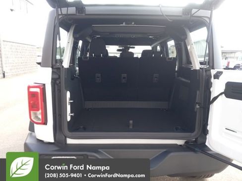 New 2025 Ford Bronco 4-Door image 28