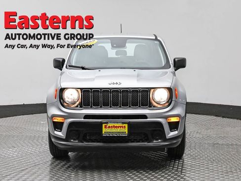 Used 2021 Jeep Renegade Sport AWD/4WD image 2