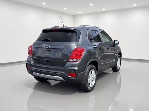 Used 2017 Chevrolet Trax LT w/ Driver Confidence Package AWD/4WD image 6