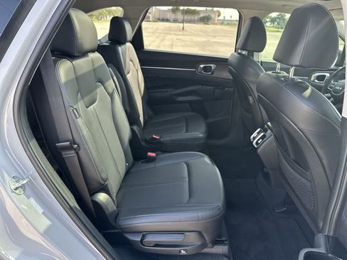 Used 2024 Kia Sorento SX AWD/4WD image 20