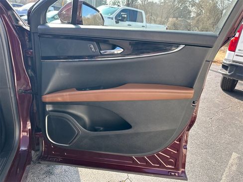 Used 2022 Lincoln Nautilus Reserve image 15