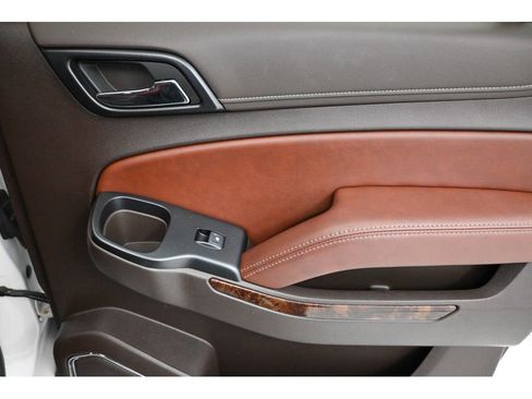 Used 2019 Chevrolet Suburban Premier image 20