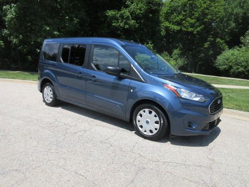 Used 2022 Ford Transit Connect XLT FWD image 4