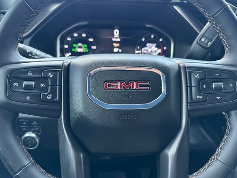 Used 2025 GMC Sierra 2500 AT4 AWD/4WD image 24