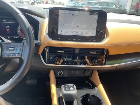 Used 2023 Nissan Rogue Platinum AWD/4WD image 20