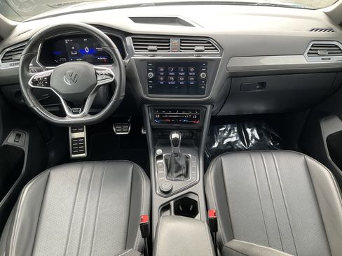 Used 2022 Volkswagen Tiguan SE R-Line AWD/4WD image 24