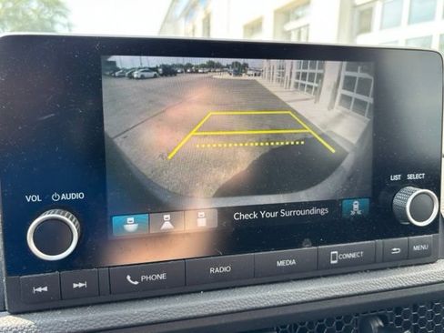 Used 2024 Honda CR-V EX image 13