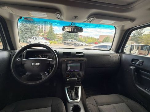 Used 2006 HUMMER H3 w/ Chrome Appearance Package AWD/4WD image 19