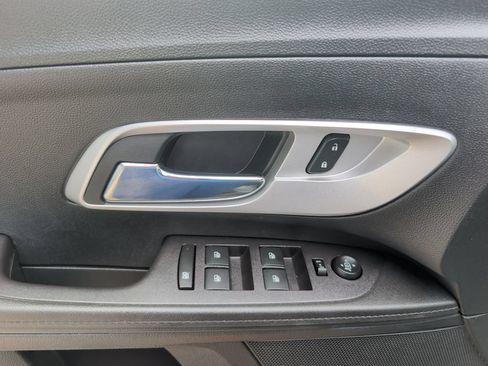 Used 2016 Chevrolet Equinox LS AWD/4WD image 8