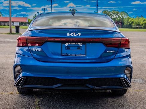 Used 2023 Kia Forte GT-Line w/ GT-Line Premium Package FWD image 7