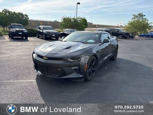 Used 2016 Chevrolet Camaro SS RWD image 1