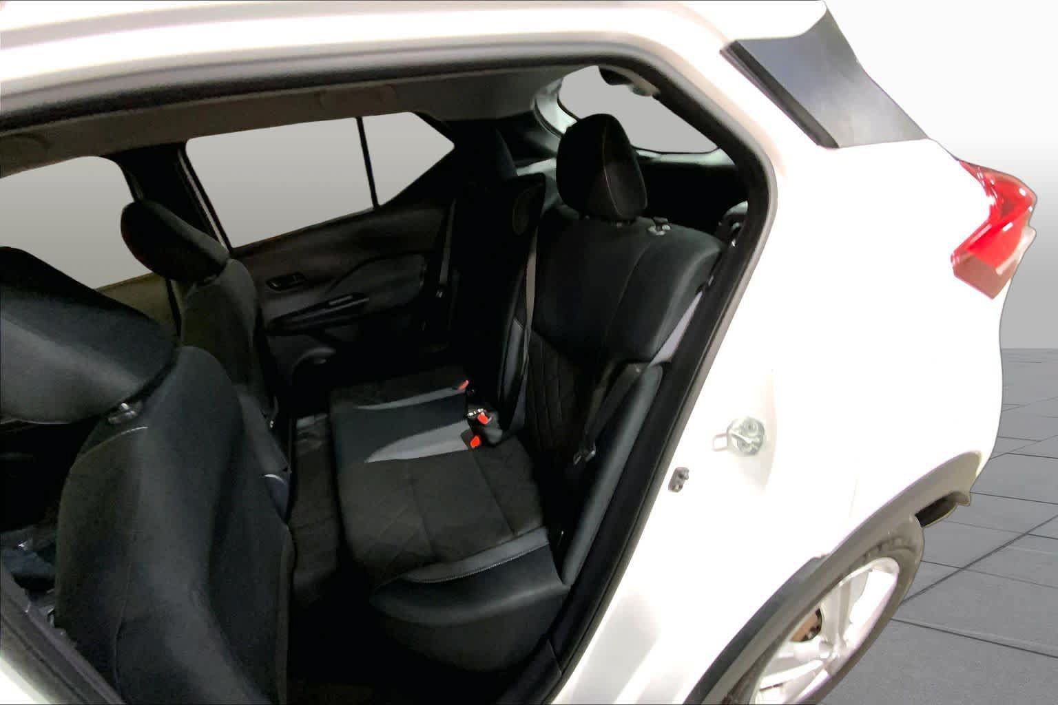 Used 2020 Nissan Kicks S FWD image 21