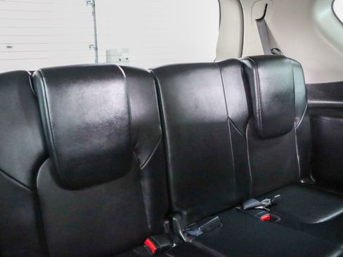 Used 2023 Nissan Armada SV RWD image 30