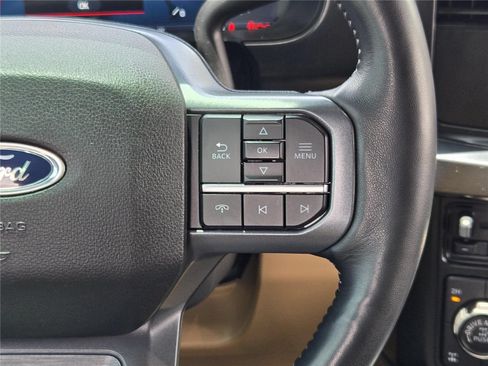 Used 2024 Ford F250 Lariat w/ Tremor Off-Road Package AWD/4WD image 27