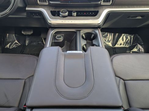 New 2025 Ford Expedition Max Platinum w/ Platinum Ultimate Package image 25