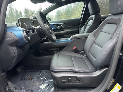 New 2026 Chevrolet Equinox EV LT image 19