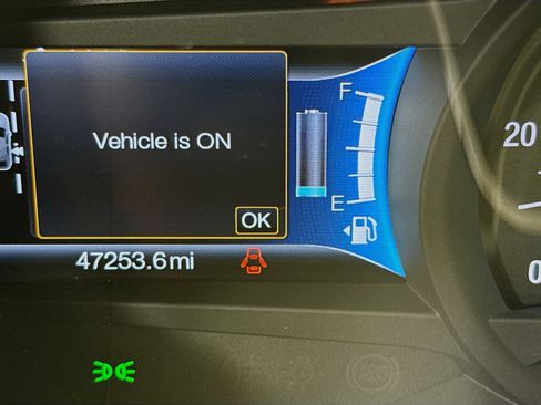 Used 2017 Ford Fusion Energi Titanium FWD image 13