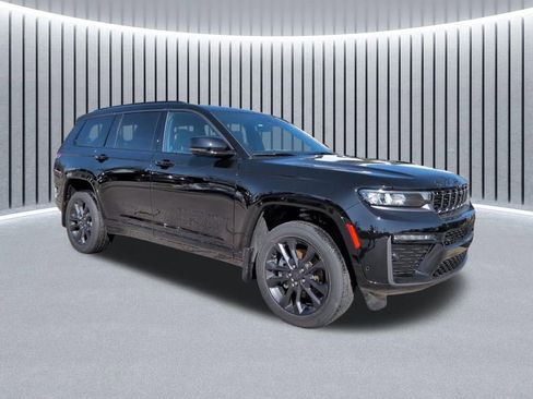 New 2026 Jeep Grand Cherokee L Limited image 2