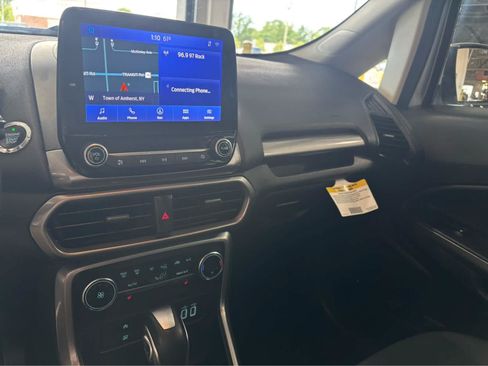 Certified 2021 Ford EcoSport SE w/ SE Convenience Package AWD/4WD image 16