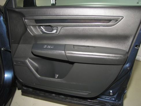 Certified 2025 Honda CR-V LX image 19