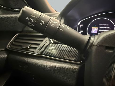Used 2020 Honda Accord Sport image 19
