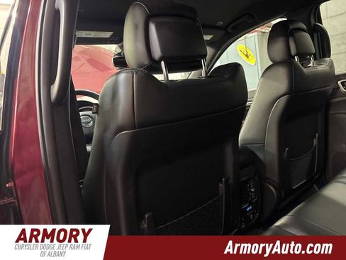 Used 2018 Jeep Grand Cherokee Limited image 26