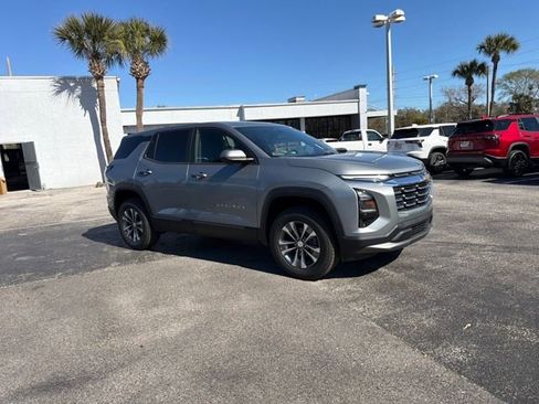 New 2026 Chevrolet Equinox LT w/ Safety and Technology Package FWD image 19
