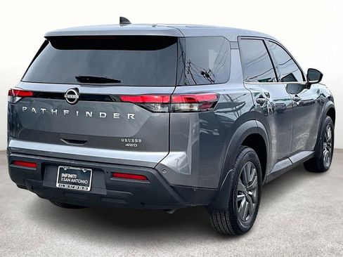 Used 2024 Nissan Pathfinder S AWD/4WD image 2