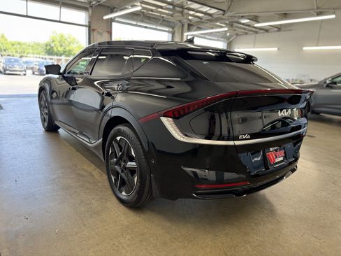 New 2025 Kia EV6 Wind image 21