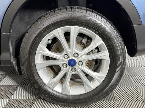 Used 2018 Ford Escape SEL image 35