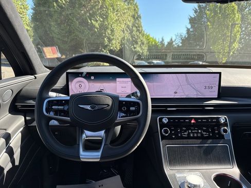 Used 2025 Genesis GV80 3.5T image 11