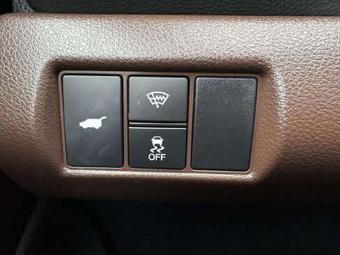 Used 2024 Honda Pilot Elite image 18