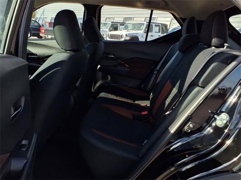 Used 2024 Nissan Kicks SR image 15