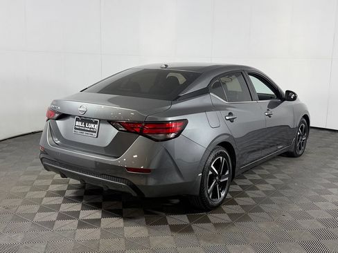 Used 2025 Nissan Sentra SV FWD image 7