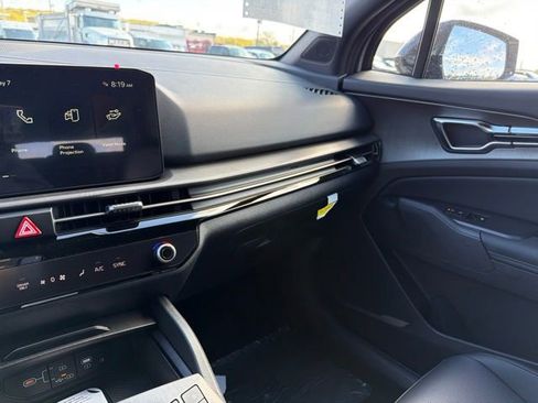 New 2026 Kia Sportage X-Line AWD/4WD image 22