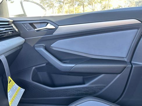 New 2026 Volkswagen Jetta SE image 19