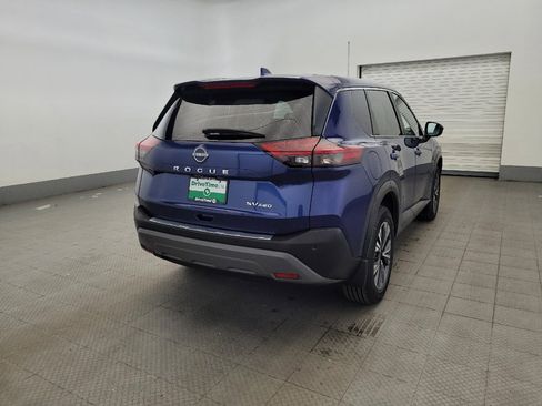 Used 2023 Nissan Rogue SV AWD/4WD image 7