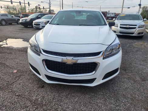 Used 2016 Chevrolet Malibu LS FWD image 2