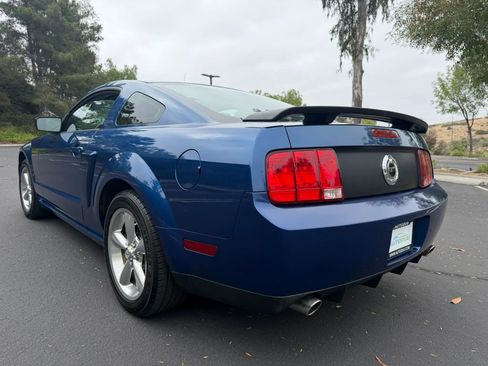 Used 2007 Ford Mustang GT Premium RWD image 3