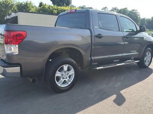 Used 2012 Toyota Tundra 4x4 CrewMax w/ SR5 Pkg image 8