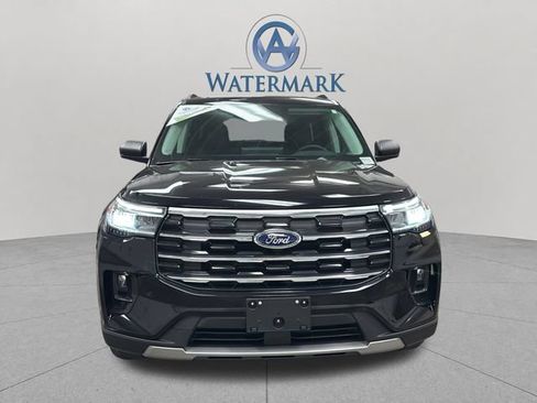 Used 2025 Ford Explorer Active w/ Active Comfort Package AWD/4WD image 10