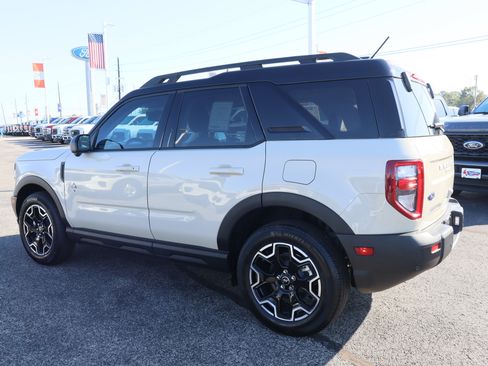 New 2025 Ford Bronco Sport Outer Banks w/ Outer Banks Tech Package+ image 7