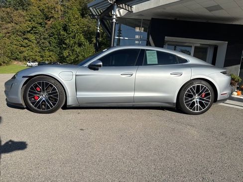 Used 2021 Porsche Taycan 4S image 2