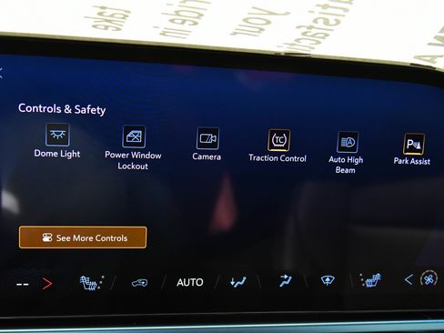 Used 2025 Chevrolet Equinox EV LT w/ Convenience Package FWD image 29