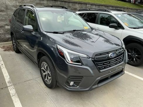 Certified 2023 Subaru Forester Premium w/ Popular Package #1 AWD/4WD image 4