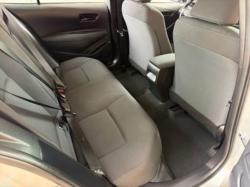Used 2026 Toyota Corolla LE FWD image 31