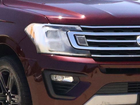 Used 2021 Ford Expedition XLT RWD image 8