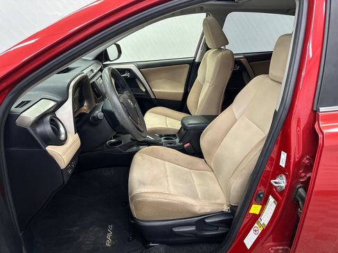 Used 2015 Toyota RAV4 XLE FWD image 9